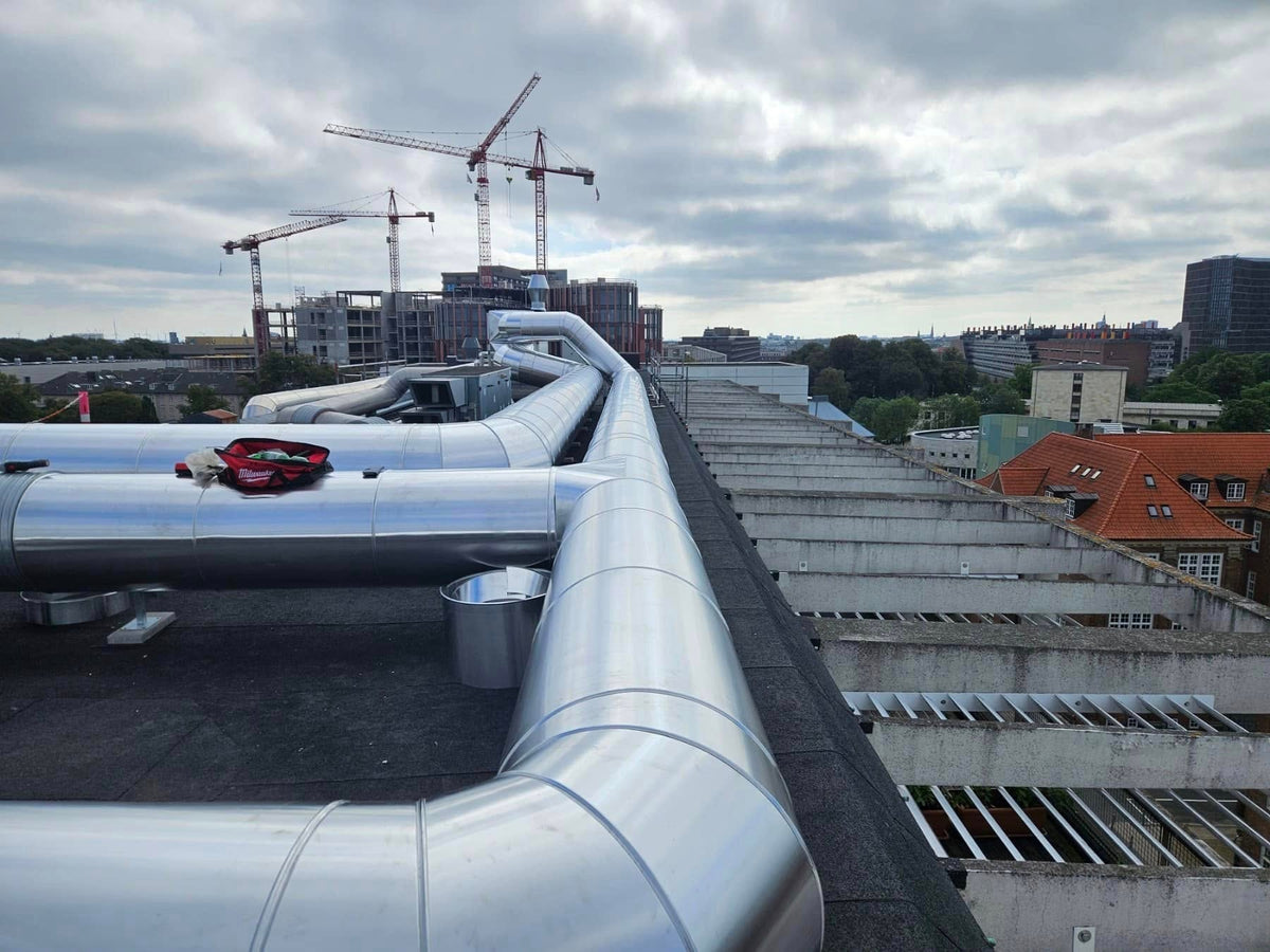 VENTILATIONS- OG RØRBELÆDNING